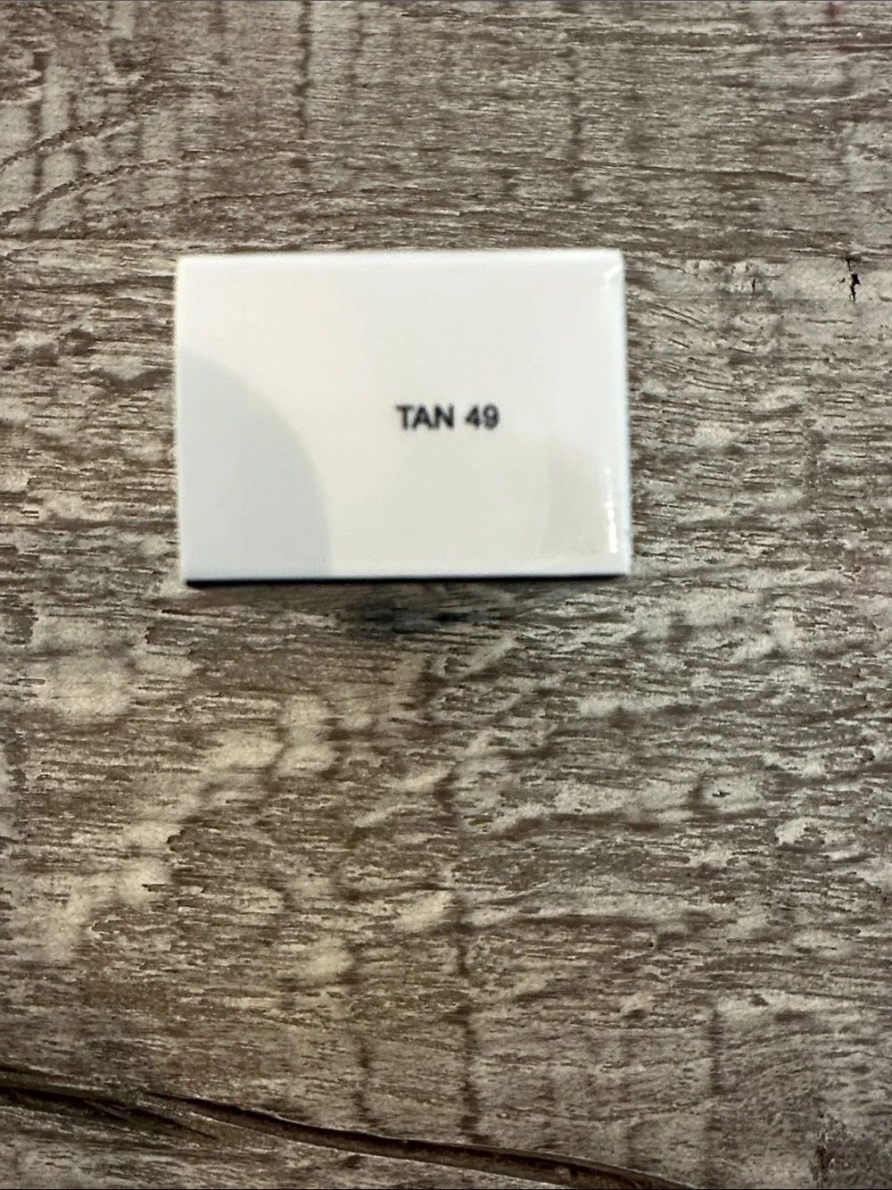 Marc Jacobs Accomplice Concealer & Touch-Up Stick Tan 49. NIB